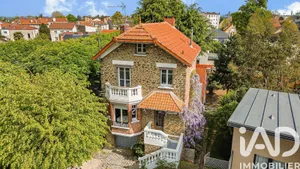 Traditional house in Le Raincy (93340)
