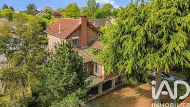 Traditional house in Le Raincy (93340)