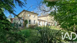 Maison de campagne à Saint-Pey-de-Castets (33350)
