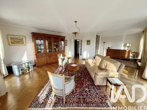 Appartement à Le Plessis-Robinson (92350)