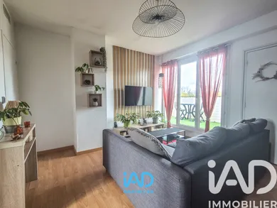 Apartment in Rosny-sur-Seine (78710)