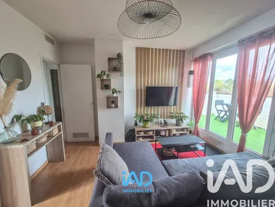 Apartment in Rosny-sur-Seine (78710)