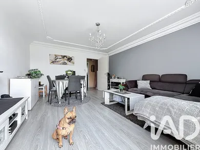 Apartment in Évry (91000)