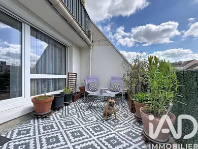 Apartment in Évry (91000)