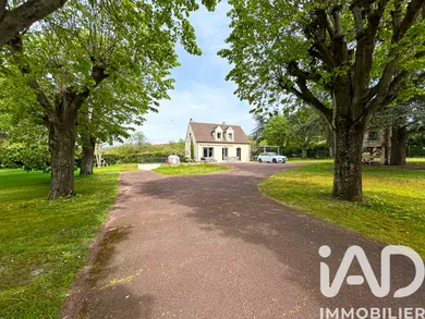 Traditional house in Saint-Martin-la-Garenne (78520)