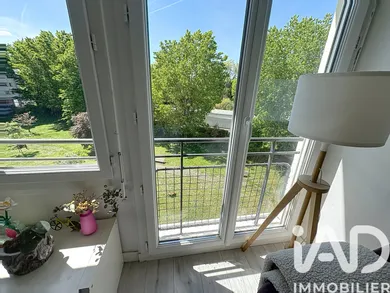 Apartment in Bordeaux (33000)