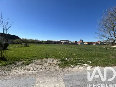 Terrain à bâtir à Vraux (51150)