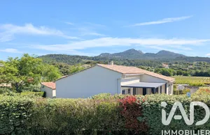 House in Vacqueyras (84190)