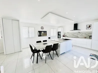 House in Champlan (91160)