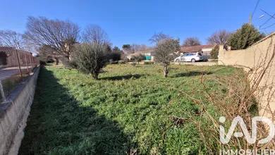 Terrain à Morières-lès-Avignon (84310)
