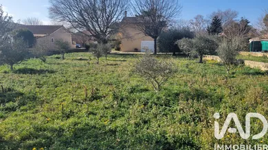 Terrain à Morières-lès-Avignon (84310)