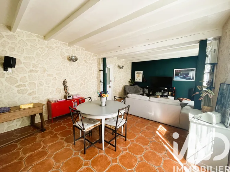 Maison 6 pièces 155 m² · à Châlons-en-Champagne · 155 m² · 285 000 €