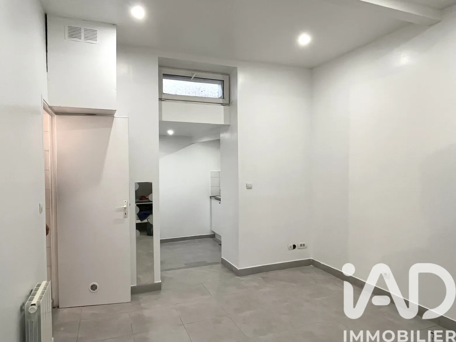Vente appartement à Puteaux (92800) : studio 1 pièce 25 m² - 2005816 — 3