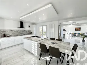 House in Champlan (91160)