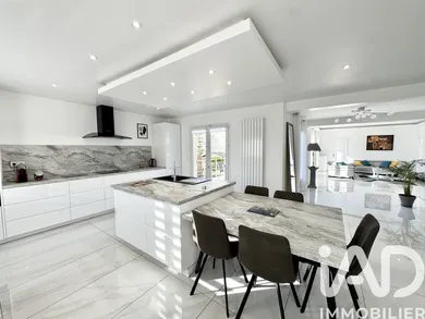 House in Champlan (91160)