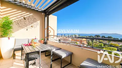 Duplex in Carqueiranne (83320)