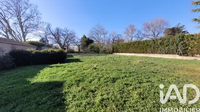 Land in Morières-lès-Avignon (84310)