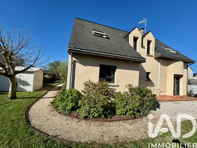 Maison de village à Neuillé (49680)