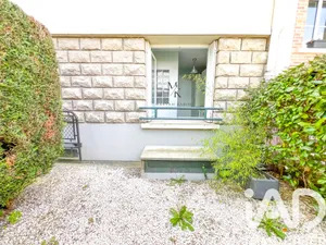 Apartment in Sceaux (92330)