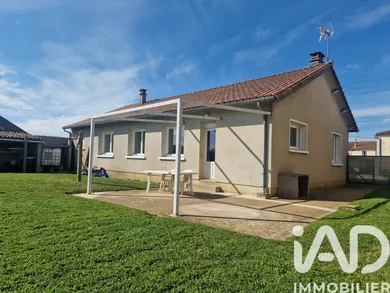 Maison à Sainte-Verge (79100)