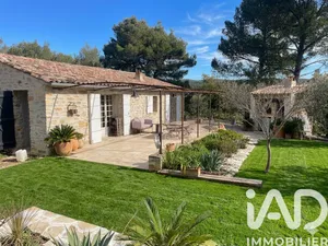 Park home in Le Beausset (83330)