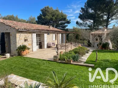 Park home in Le Beausset (83330)