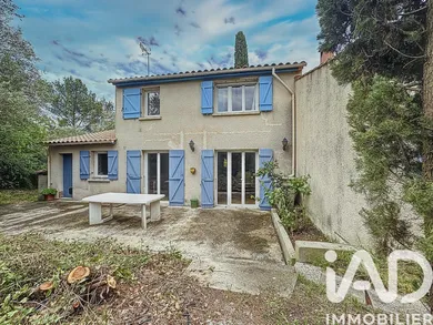 Traditional house in Saint-Jean-de-Cornies (34160)