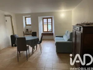 Village house in Saint-Julien-en-Beauchêne (05140)