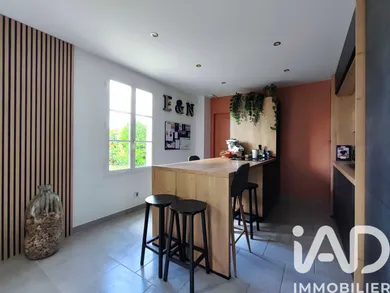 House in Marines (95640)