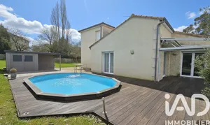 Maison à Aiffres (79230)