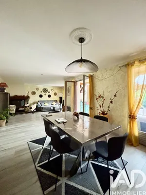 Traditional house in Conflans-Sainte-Honorine (78700)