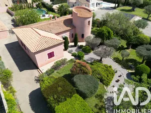 Maison d'architecte à Pia (66380)