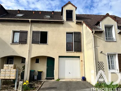 Townhouse in Sevran (93270)