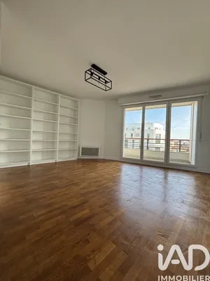 Apartment in Colombes (92700)