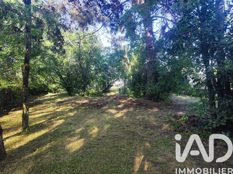 Terrain à bâtir à Libourne (33500) · 129 999 €