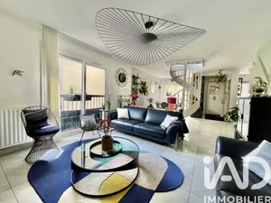 Appartement à Noisy-le-Grand (93160)
