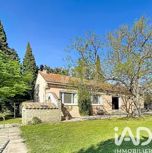 Maison à Saumane-de-Vaucluse (84800)