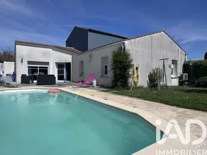 House in Saint-Médard-d'Aunis (17220)