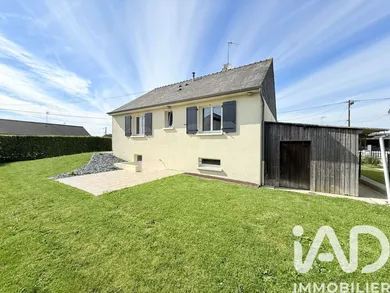 House in Villiers-Charlemagne (53170)