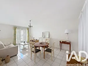 Apartment in Sens (89100)