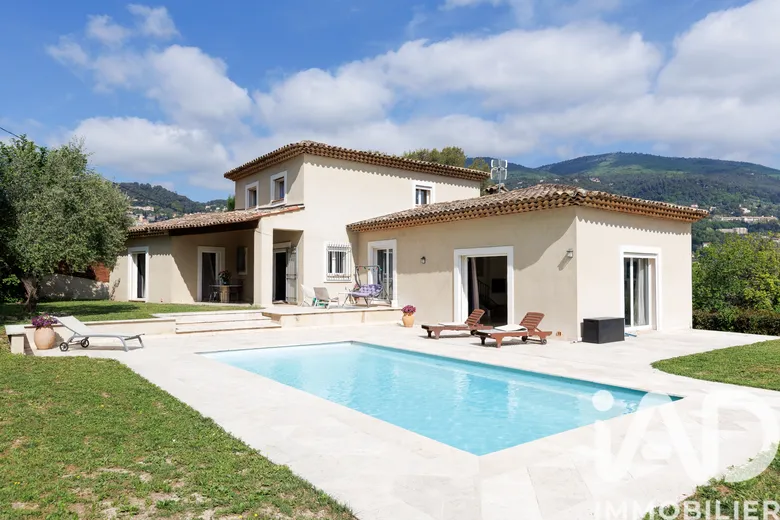 Maison 5 pièces 254 m² · à Grasse · 254 m² · 849 000 €