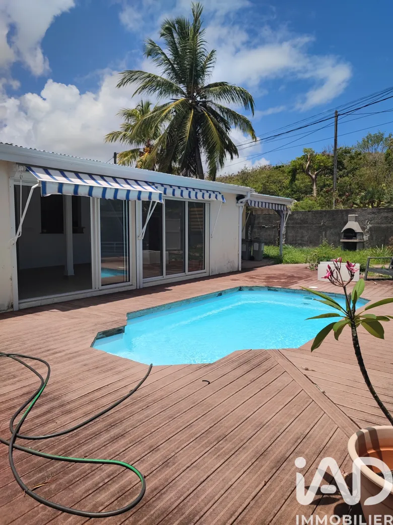 Maison 5 pièces 130 m² · à Saint-François · 130 m² · 399 000 €