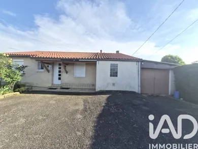 Traditional house in Orleix (65800)