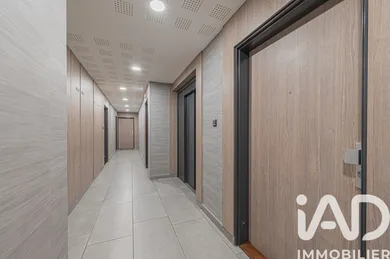 Apartment in Saint-Maur-des-Fossés (94210)