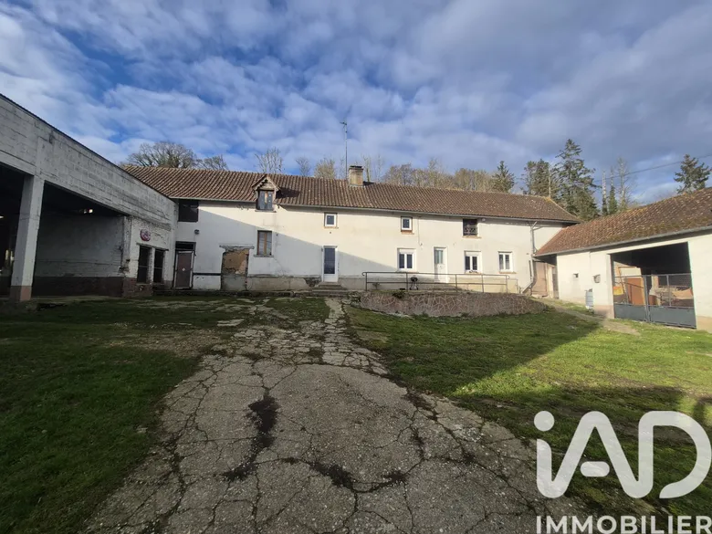 Maison 5 pièces 154 m² · à Allery · 154 m² · 148 000 €