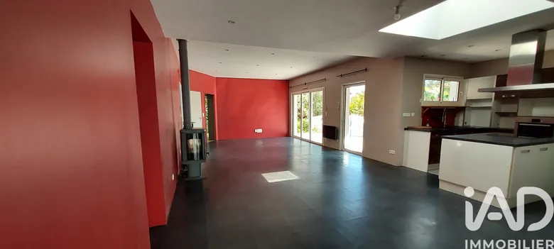 Maison 6 pièces 185 m² · à Saint-Rogatien · 185 m² · 644 000 €