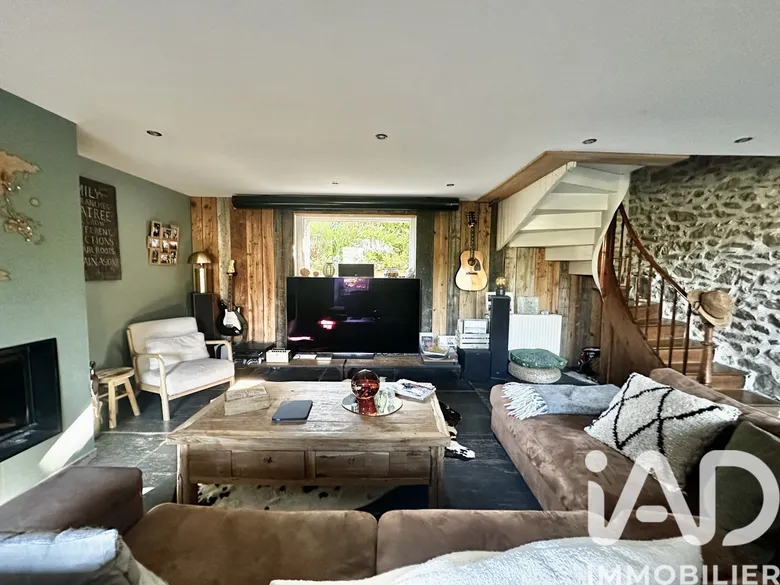Maison 13 pièces 275 m² · à La Hague · 275 m² · 922 000 €