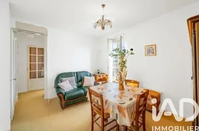 Apartment in Paris (75005)