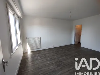 Apartment in Chartres (28000)