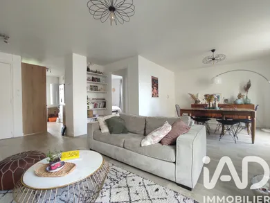 Apartment in Bourg-de-Péage (26300)